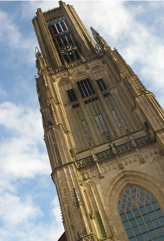 kerktoren van de Eusebiuskerk te Arnhem
