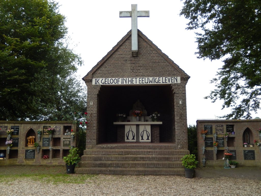 Mariakapel op de Begraafplaats Herwen en Aerdt