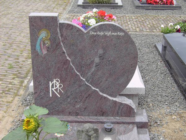 Een afbeelding van Maria in prachtige kleuren